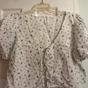 Abound Blue Floral Top